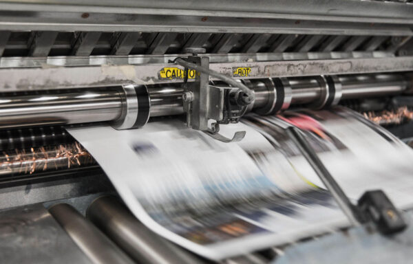 Máquina de impresión profesional para producción gráfica de gran formato y alta calidad