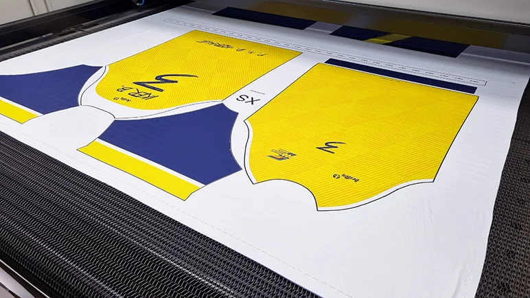 Maquinaria de personalización textil SUGRAF